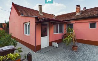 Casă cu 7 camere și 2 băi in Grădiște - Poză 20