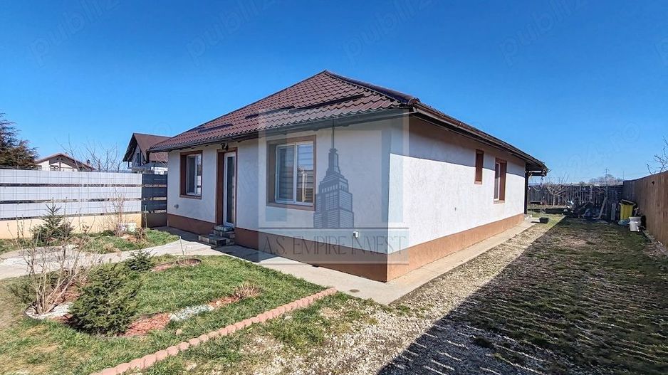 Casă de vânzare 4 camere, teren 460 mp-zona Hărman - Poză 1