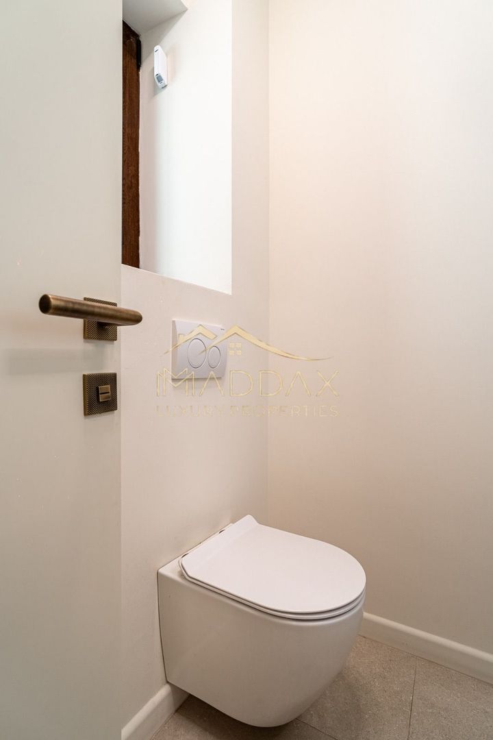 Vila Unica Noua cu 8 camere *300mp* /fotovoltaice si pompa cladura// Dorobanti - Poză 14