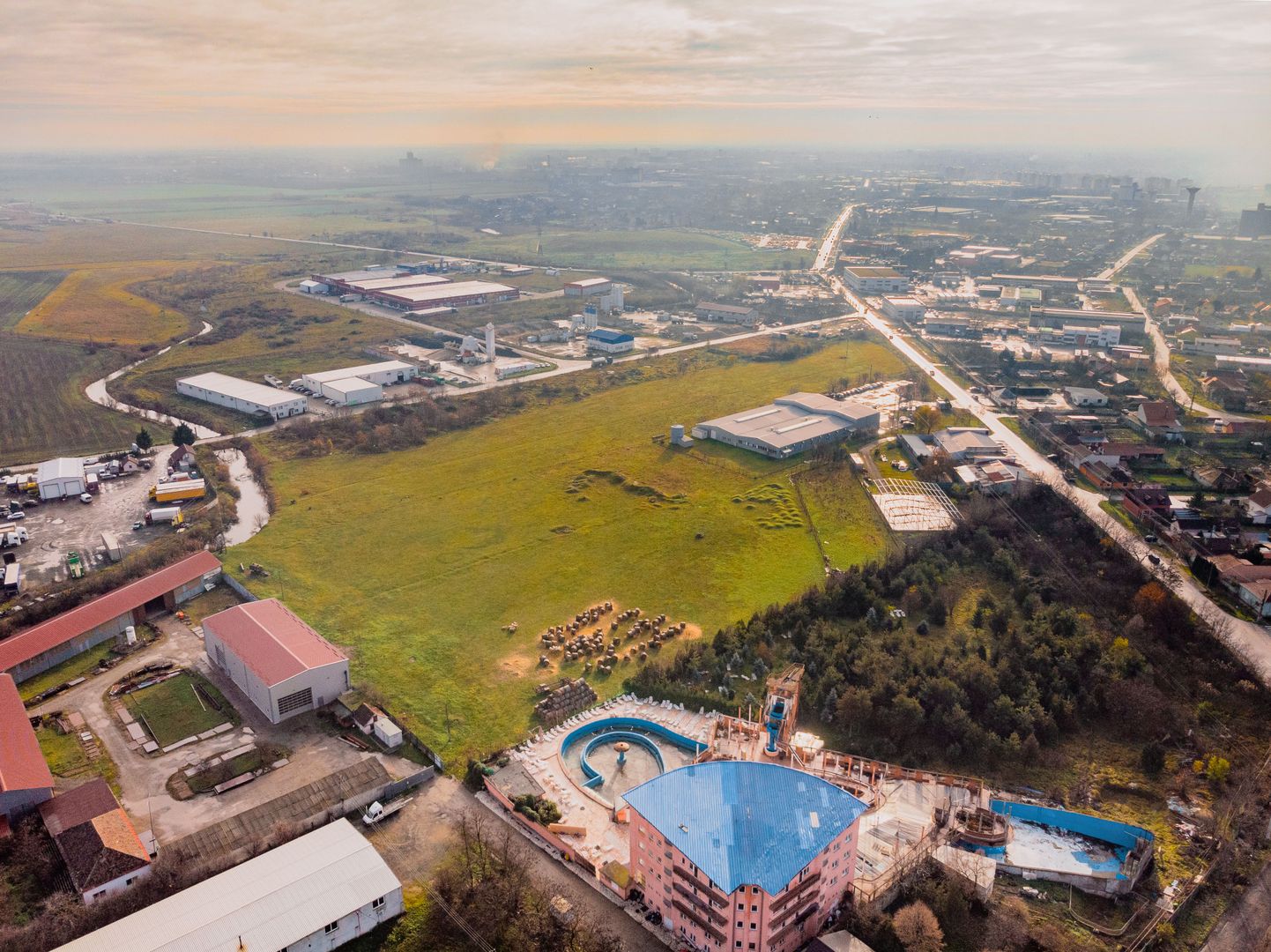 Teren industrial cu PUZ - 973mp - Poză 10