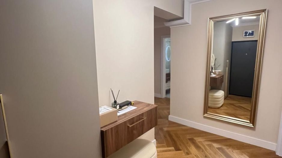 3 CAM MOBILAT SI UTILAT ULTRAMODERN CU TERASA ZONA TRAPEZULUI - Poză 6