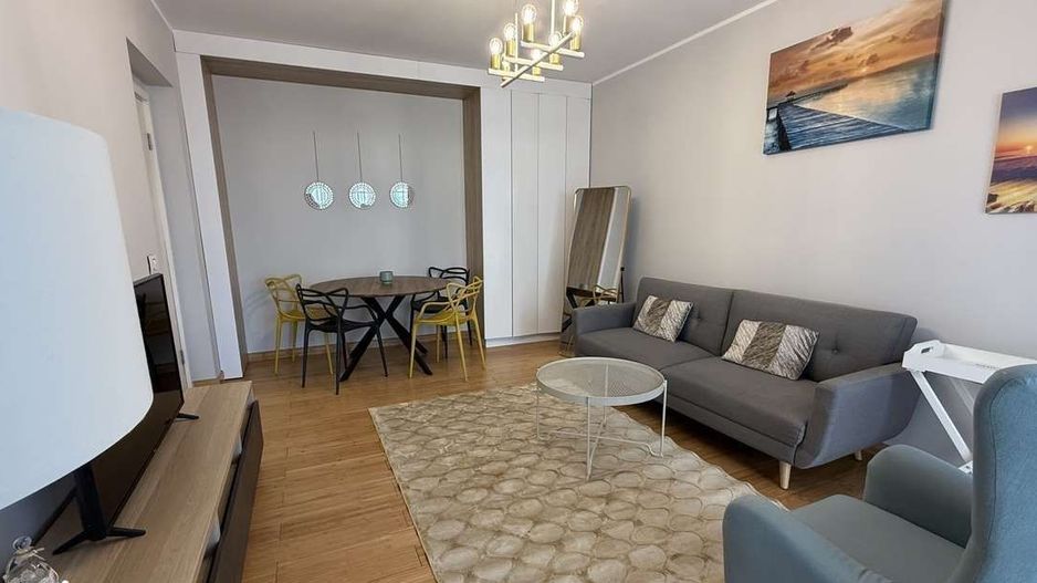 Închiriez apartament 2 camere modern, Nerva Traian, centrală, parcare - Poză 2