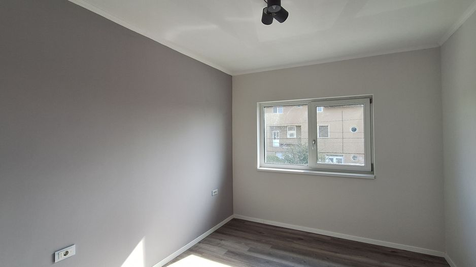 Duplex superb despartit prin garaj - Poză 29