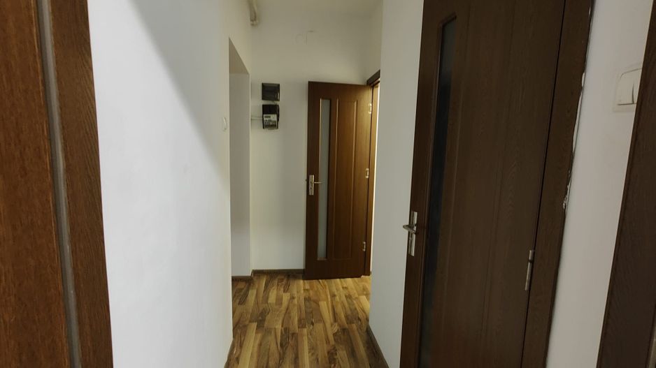 Floreasca – 2 camere decomandat, centrală proprie, balcon - Poză 19