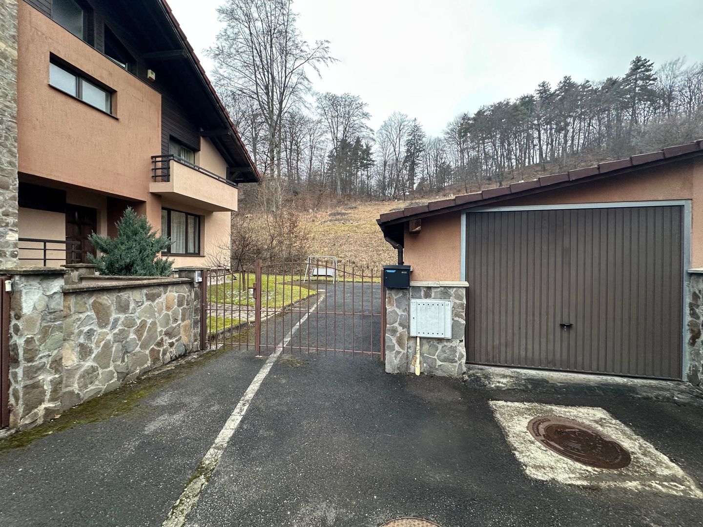 Închiriere casa duplex primitor creat pentru confort liniște și momente frumoase - Poză 36