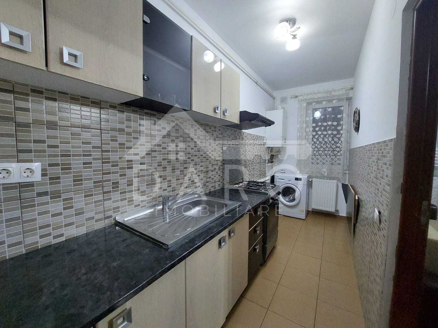 Inchiriez Studio, Tudor, Str Gloriei, Bloc nou - Poză 4