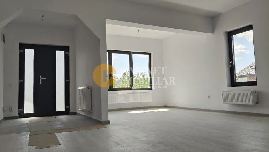 🏡   CASĂ PLAN PARTER  - Chicerea,Tomesti  🏡 - Poză 3
