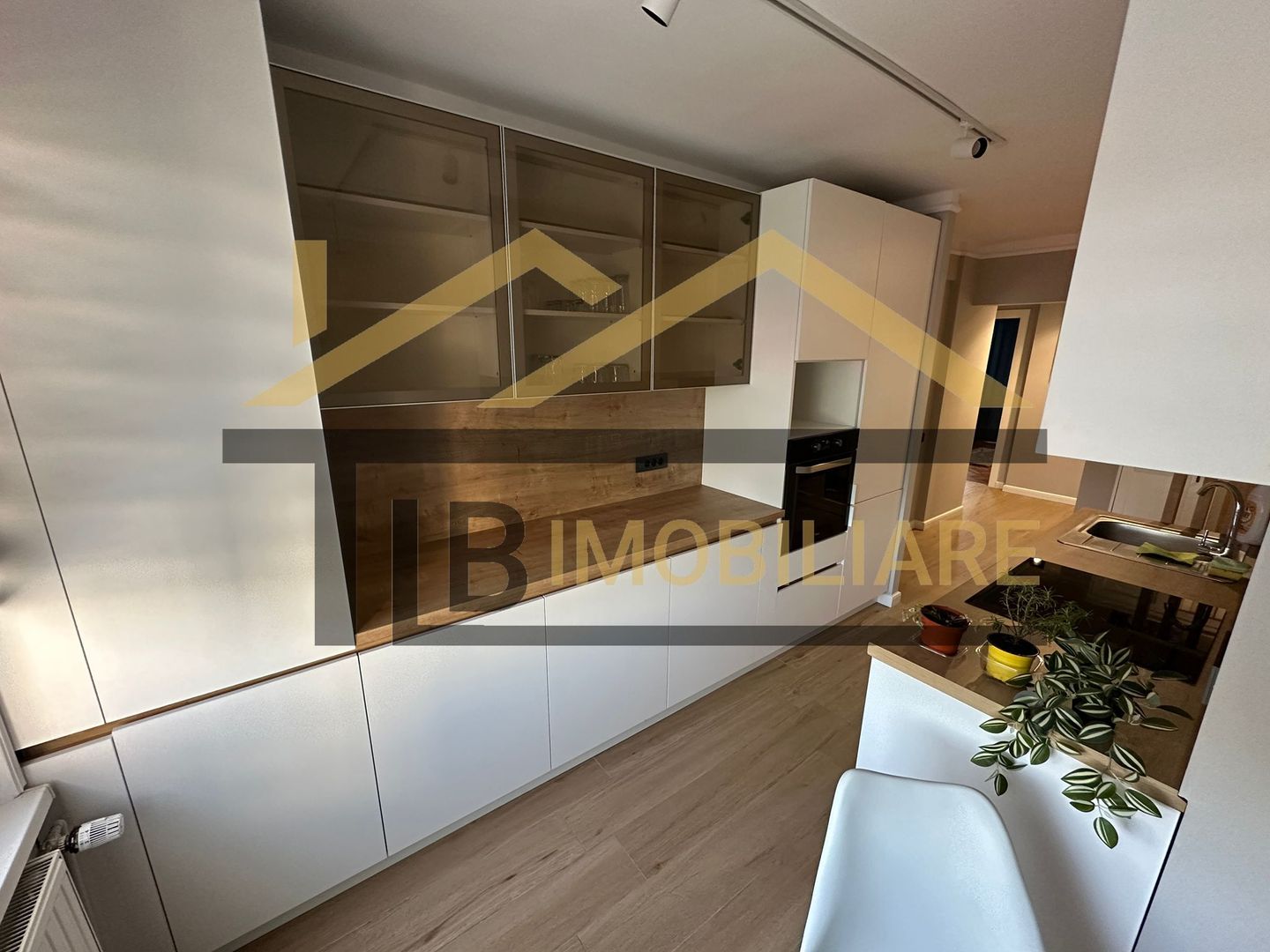 Apartament de 2 camere, 70mp, Zona Centrala - Poză 4