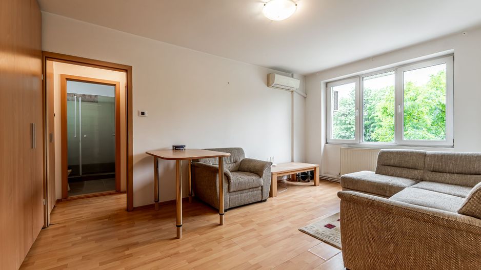 78.900 EURO! Apartament 2 camere, etaj 2, bloc cu lift, Libelula, Arad - Poză 2
