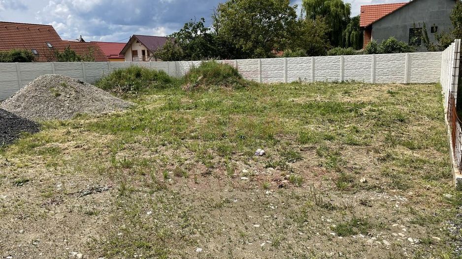 TEREN INTRAVILAN DE VÂNZARE 545 MP \ CARANSEBEȘ \ZONA RACOVIȚEI - Poză 2