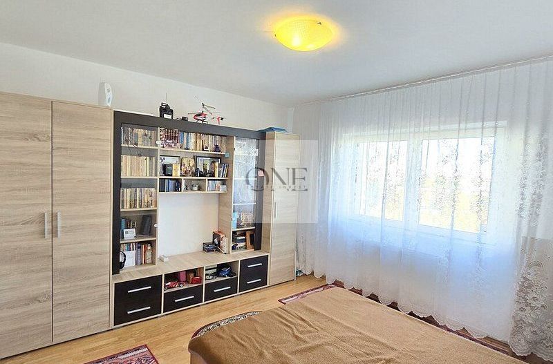 Apartament 3 Camere Suprafață Generoasă - Poză 7