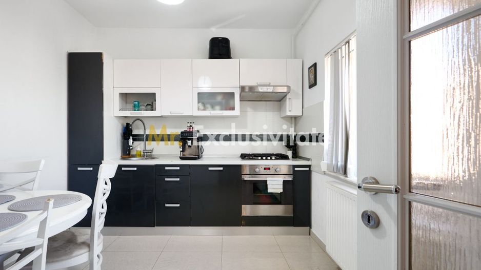 Eremia - Apartament 3 camere + studio | Scara interioara! - Poză 3