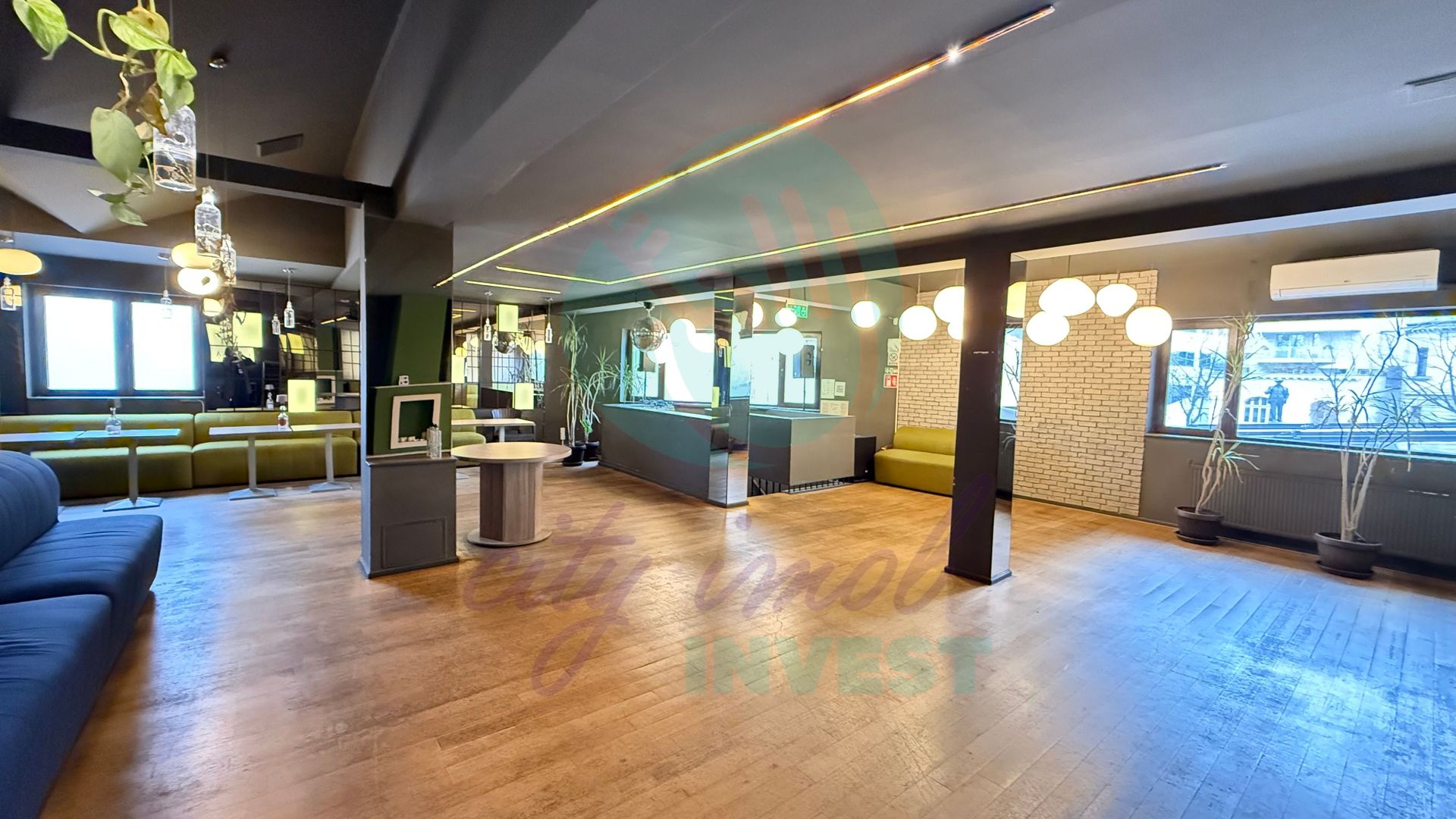Vilă P+1 ultracentral | Terasă 139 mp | Ideal business - Poză 2