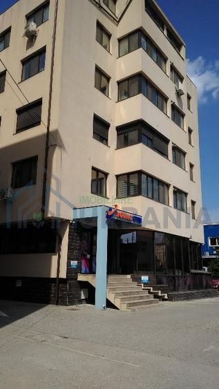 Închiriez apartament cu 2 camere - Poză 6