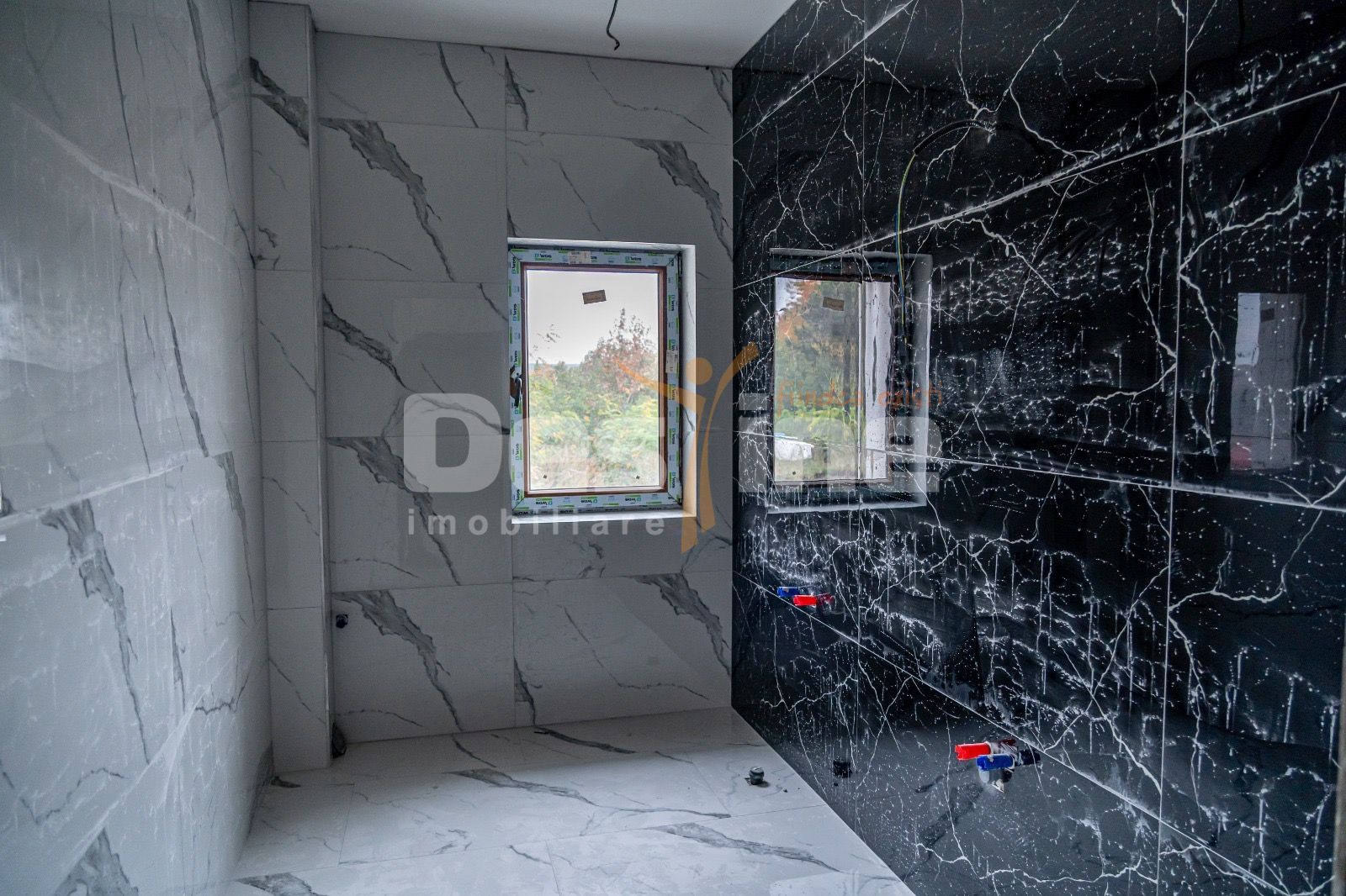 Apartament cu doua camere in bloc nou zona Pietricica. - Poză 5