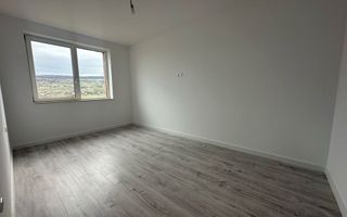 Apartament cu 2 dormitoare, balcon, 2 locuri de parcare subterane. - Poză 3
