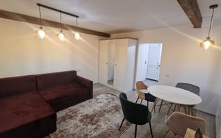 Garsoniera in centrul istoric, Brașov - Poză 3