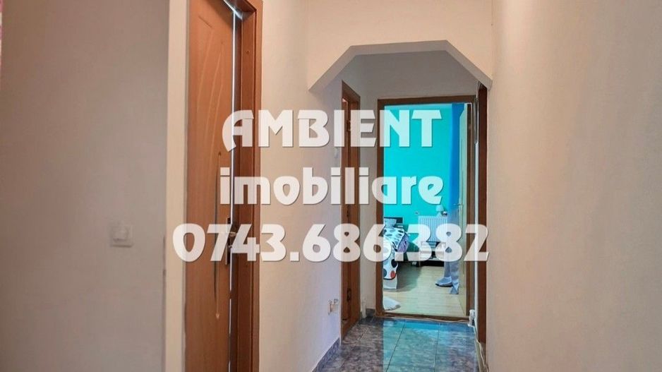Apartament cu 3 camere, mobilat si utilat, etaj 3, VASLUI zona CENTRU; - Poză 2