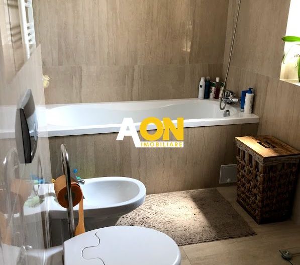 1/2 Duplex cu garaj, 4 camere, mobilat si utilat, Alba -Micesti - Poză 8