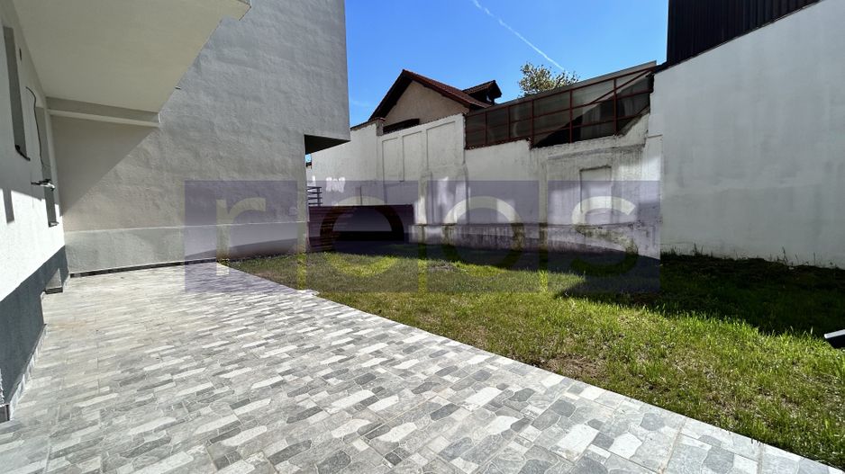 VANZARE APARTAMENT 3 CAMERE + CURTE 150 MP | ZONA ANDRONACHE | RENOVAT - Poză 11