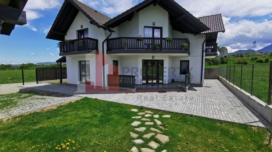 Casă modernă 5 camere | Vedere Bucegi & Piatra Craiului | 4 km Castelul Bran - Poză 1