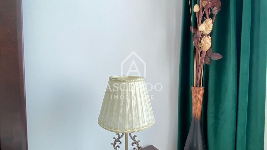 Apartament 3 camere, 2 bai premium mobilat lux , cu parcare inclusă - Poză 21