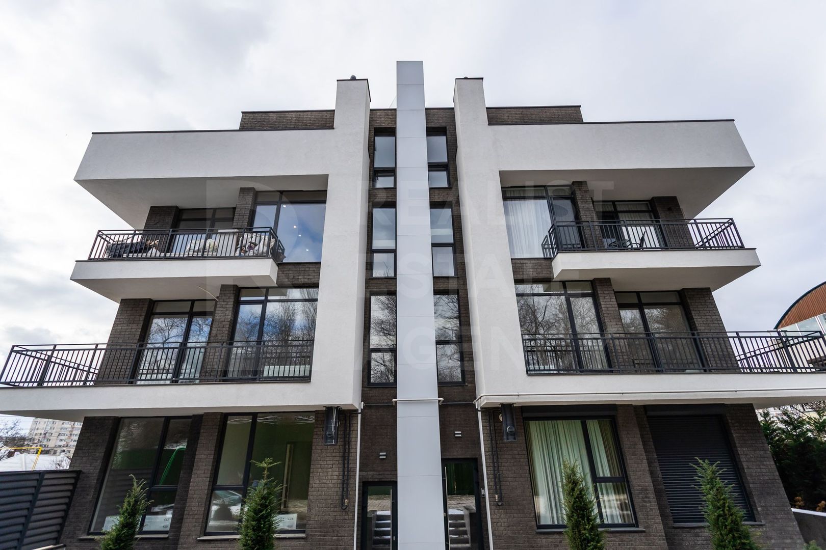 Vânzare, apartament, 4 camere, Strada Grătiești, Râșcani - Poză 1