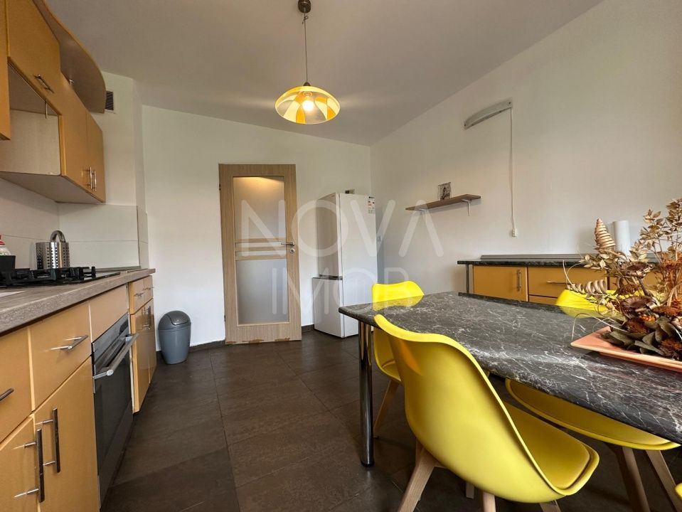 Apartament 3 camere, decomandat - Central - Poză 7