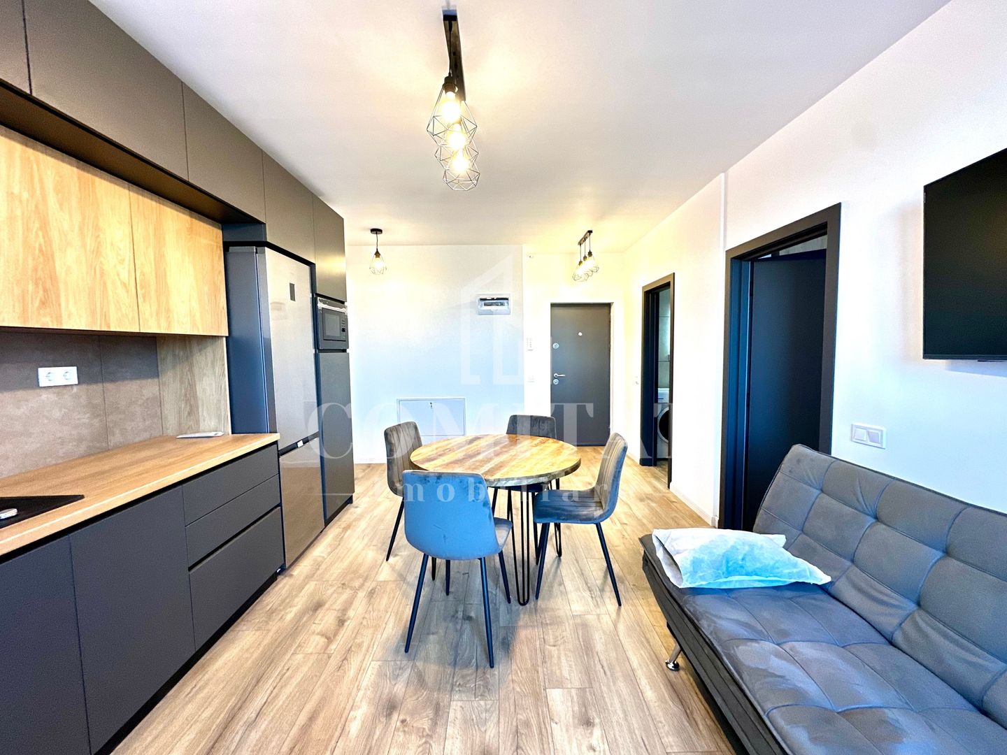 Apartament la cheie | 3 camere | Zona Str Traian Vuia - Poză 3
