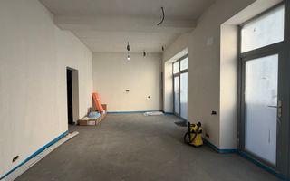 Dacia | Spațiu comercial de închiriat – P + D | Vila restaurata - Poză 2