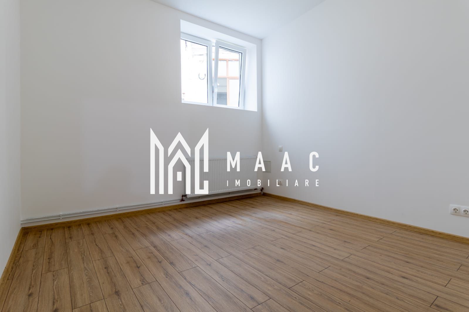 Apartament 2 Camere si Studio | Ultracentral | Acces Privat - Poză 11