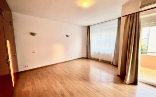 VILA CU 5 DORMITOARE LA INCHIRIERE IN COMPLEX REZIDENTIAL - Poză 18