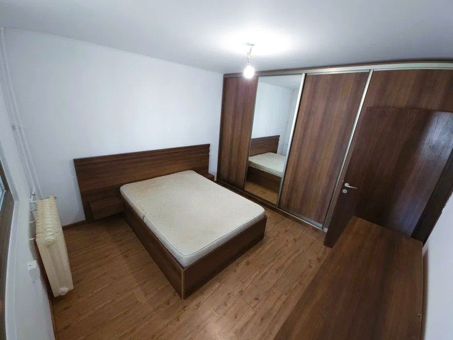 Apartament 3 camere decomandat-Titan-1 Decembrie 1918 - Poză 1