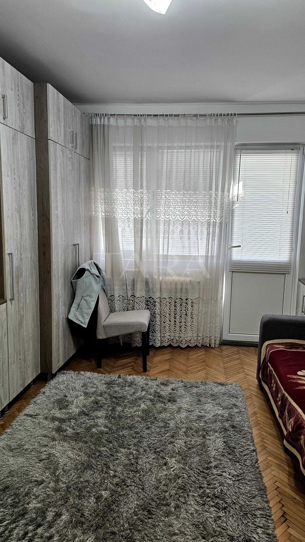 Apartament luminos cu 2 camere și vedere spre oraș. - Poză 3