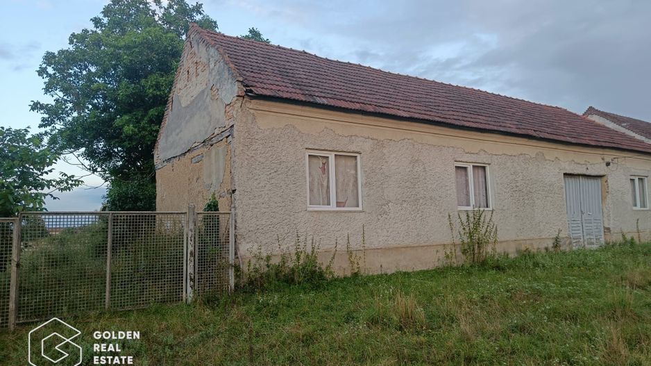 Casa cu 3 camere, comuna Birchis - Poză 2