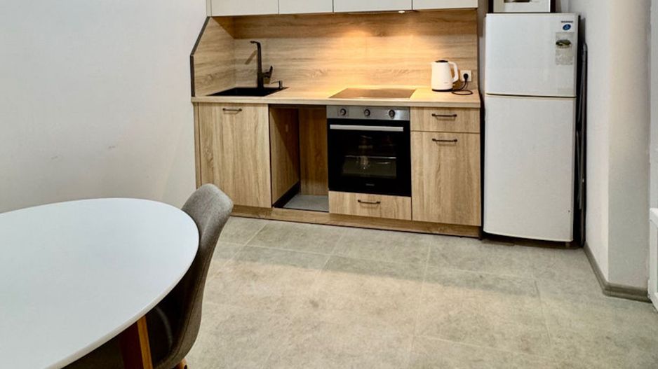 De vânzare 94 m2, două apartamente cu intrare separată, 4 dormitoare,  Centru, Mun. Chișinău - Poză 3