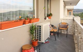 Apartament la CHEIE, zona Vivo! - Poză 14