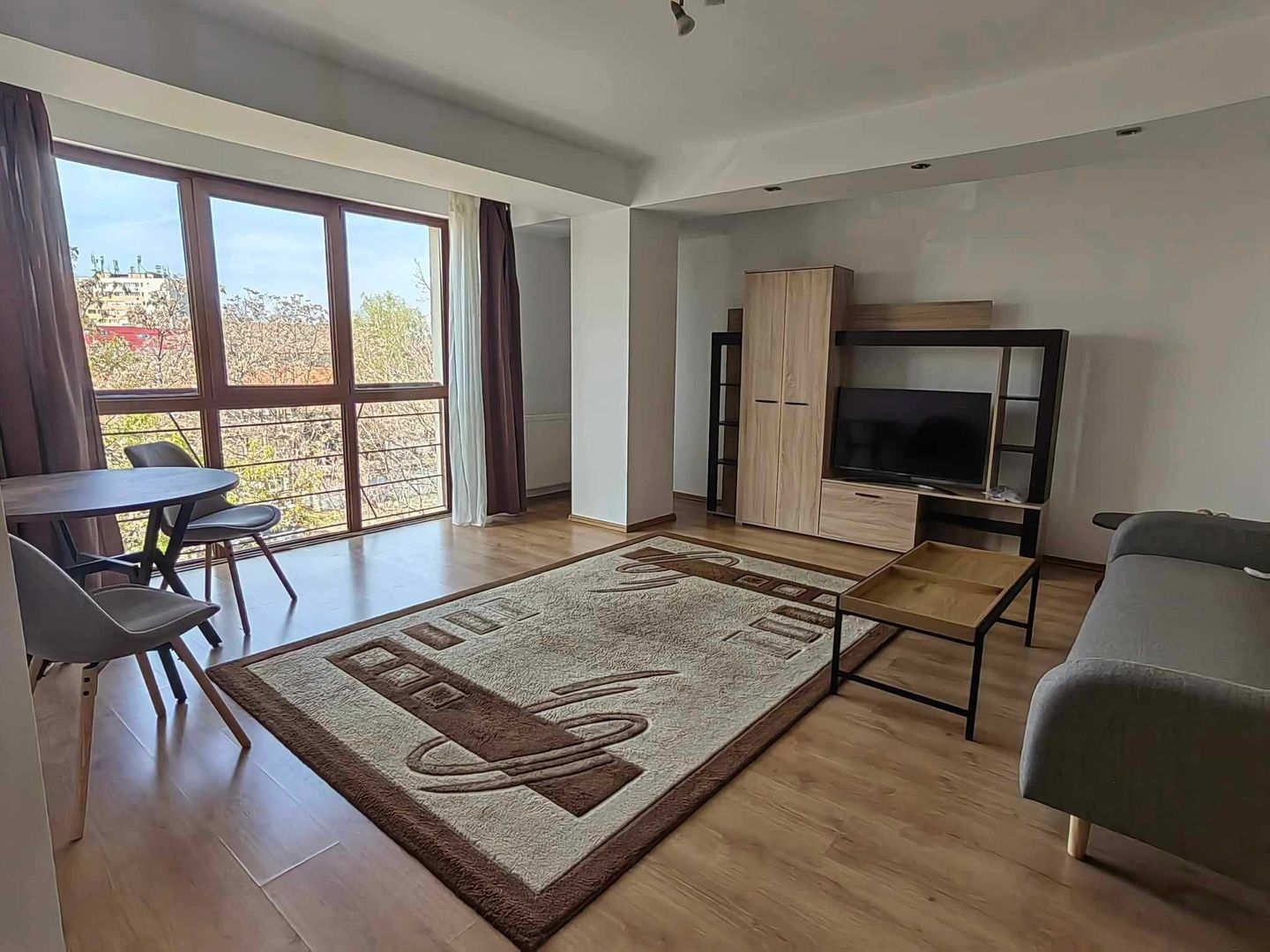 Odobescu | 2 Camere | Etaj Intermediar | Bloc cu Lift. - Poză 1