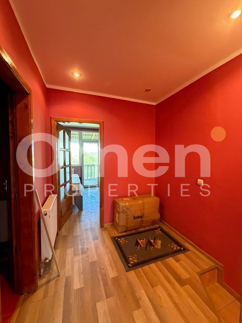 Apartament cu 3 camere | pe 2 niveluri | cu garaj | zona centrala | sat Arinis - Poză 12