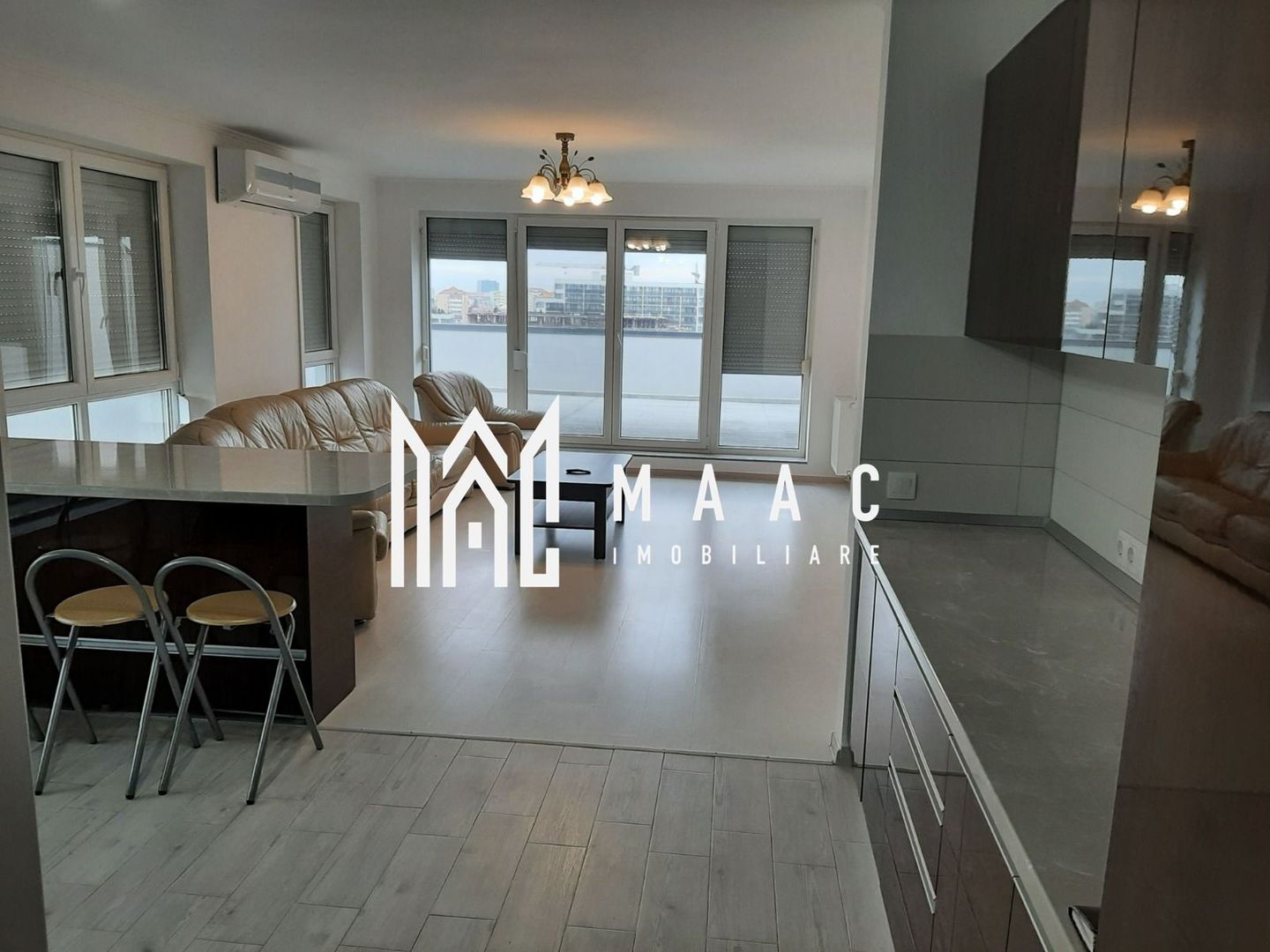 Penthouse 3 camere de închiriat | Șelimbăr | terasă 37 mp - Poză 2