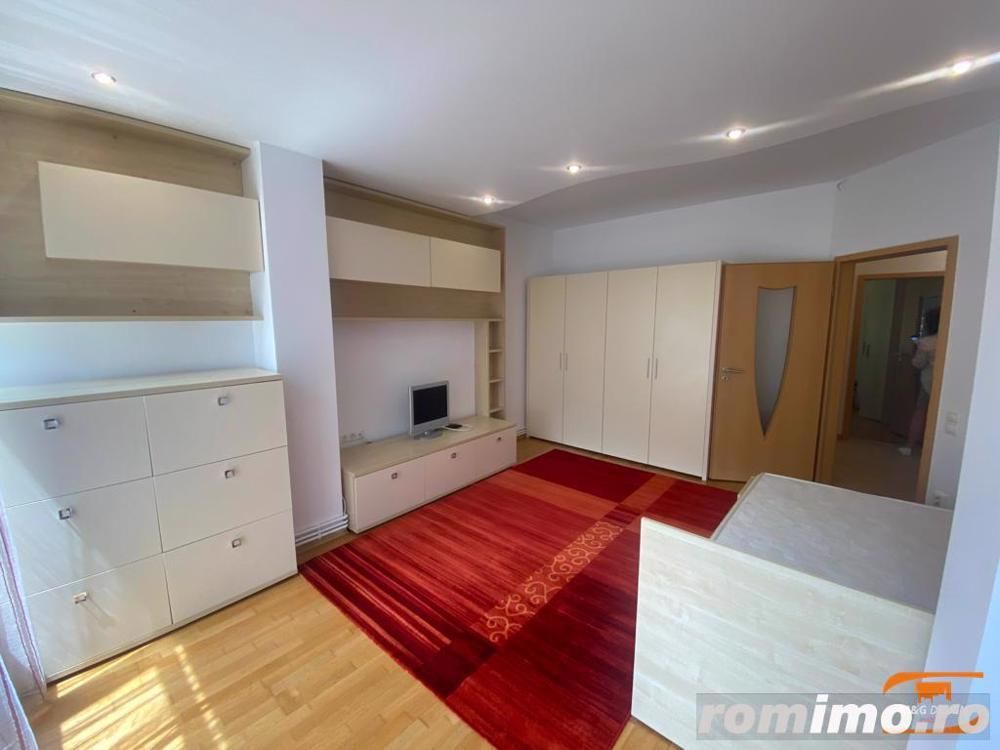 3 camere decomandat lux zona Medicina - CENTRALA PROPRIE - Poză 16