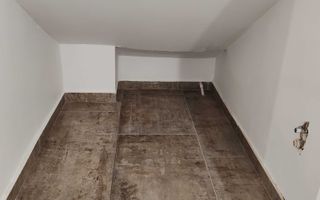 Vând Apartament la demisol cu 2 camere Zona Centrala! - Poză 5