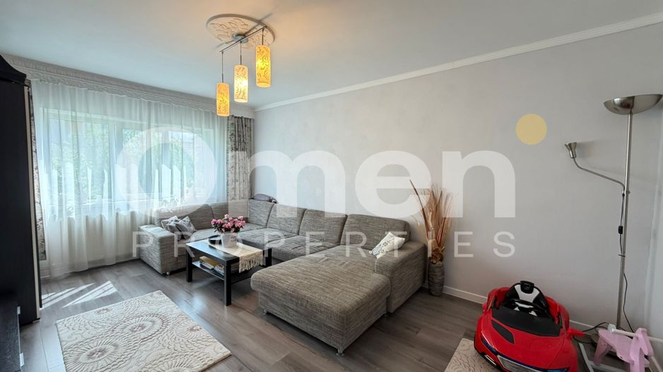 Apartament cu 3 camere decomandat, etaj intermediar,  zona Lidl Hotvon - Poză 2