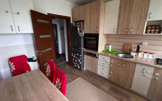 Apartament cu 2 camere si parcare subterana in Turnisor- Etaj 3 - Poză 3