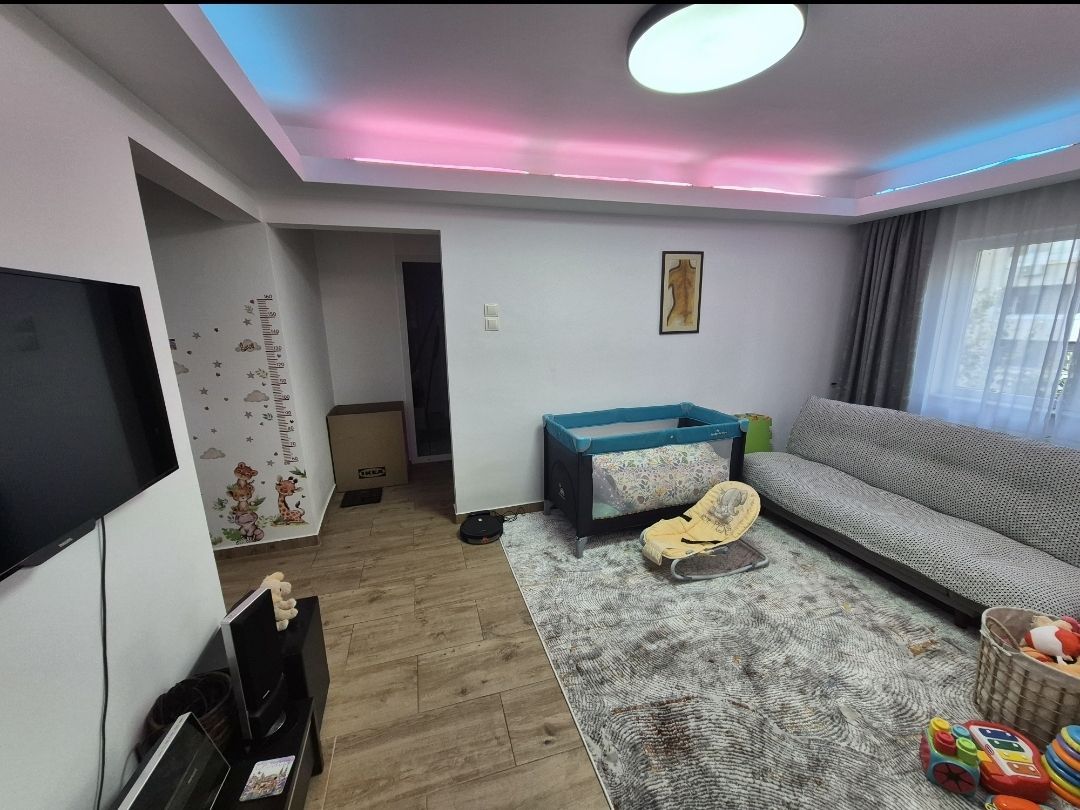 Ap decomandat 4 camere , 2 bai si 2 balcoane-zona Colentina bloc 1986 - Poză 6