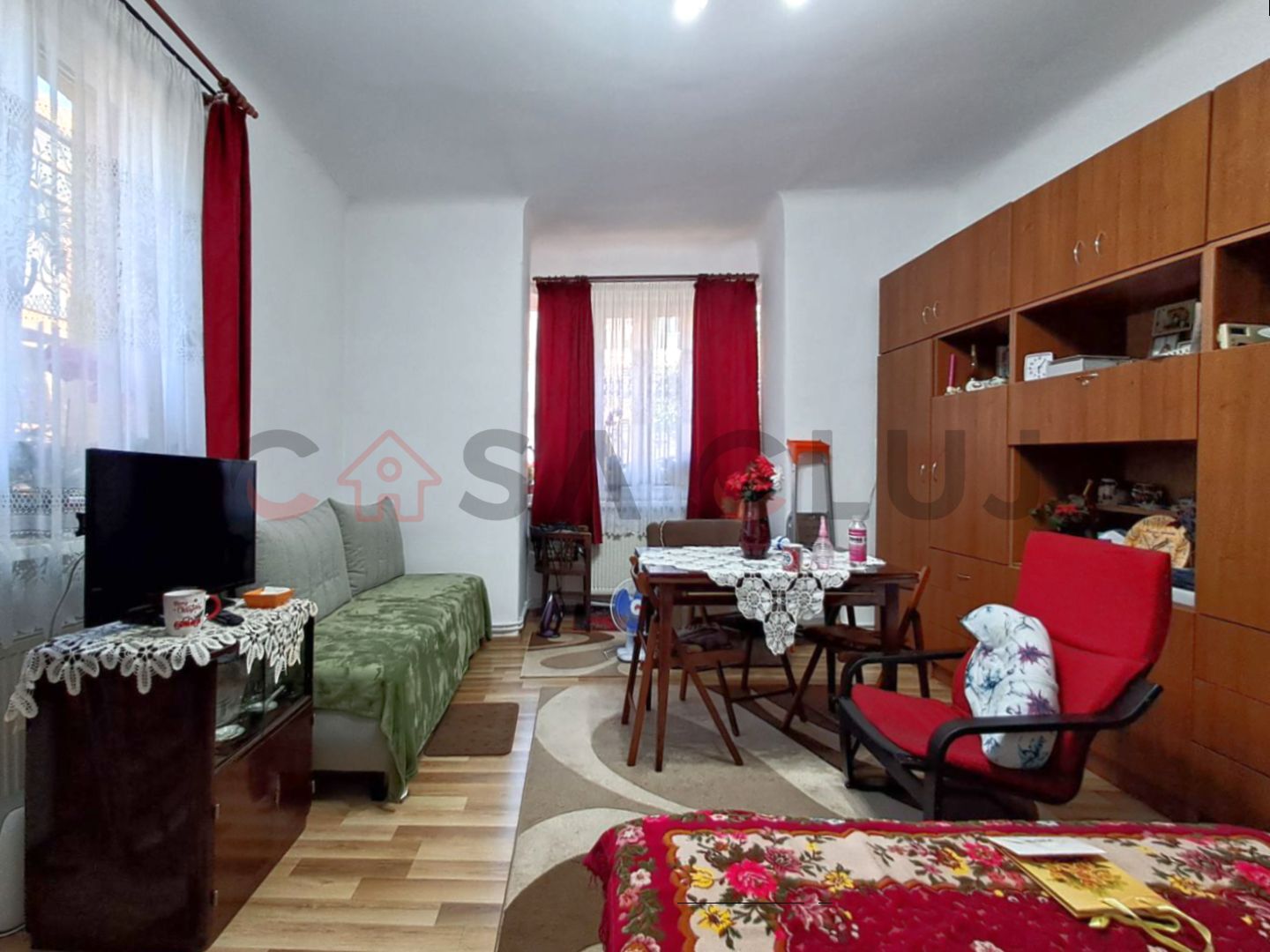 Casă individuală, teren 1.723 mp. garaj și livadă -Grigorescu!! - Poză 4