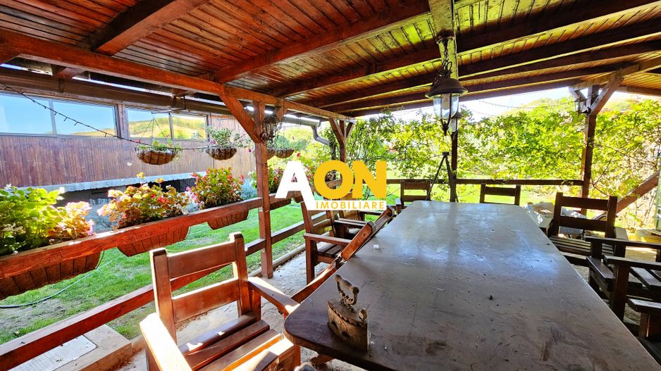 Casa S+P+M, 5 camere, garaj, 1004 mp teren, zona Paclisa - Poză 4