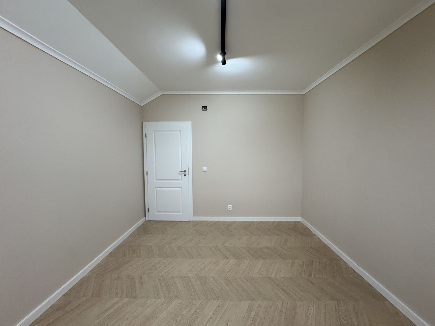 Apartament nr.17 cu 2 camere, boxa si parcare incluse in pret - Poză 5