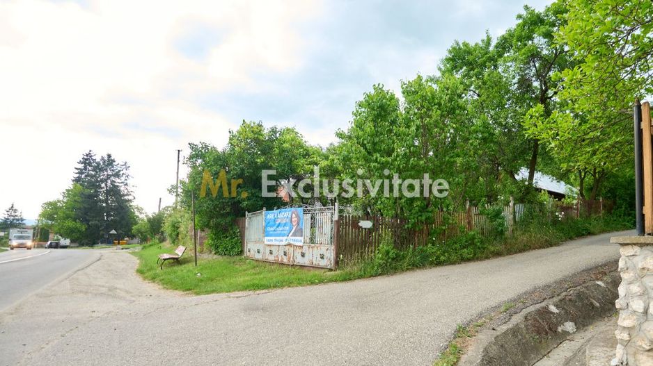 Casa cu teren generos - 4696 mp Apa Sarata - Campulung !! - Poză 3