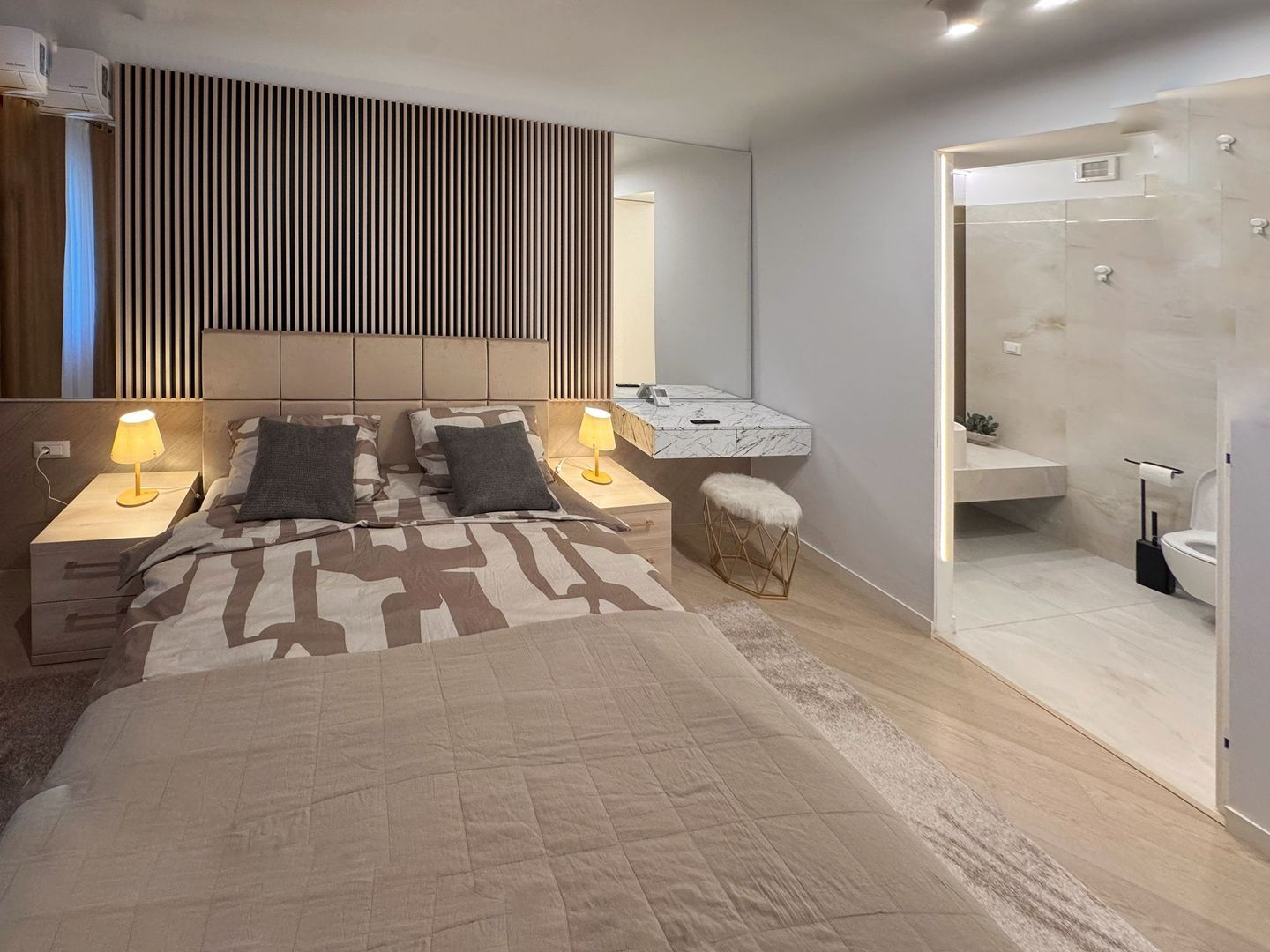 INCHIRIERE 3 CAMERE I CORTINA NORTH - Poză 7